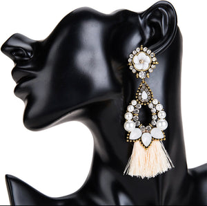 White Fringe Pearl Earings